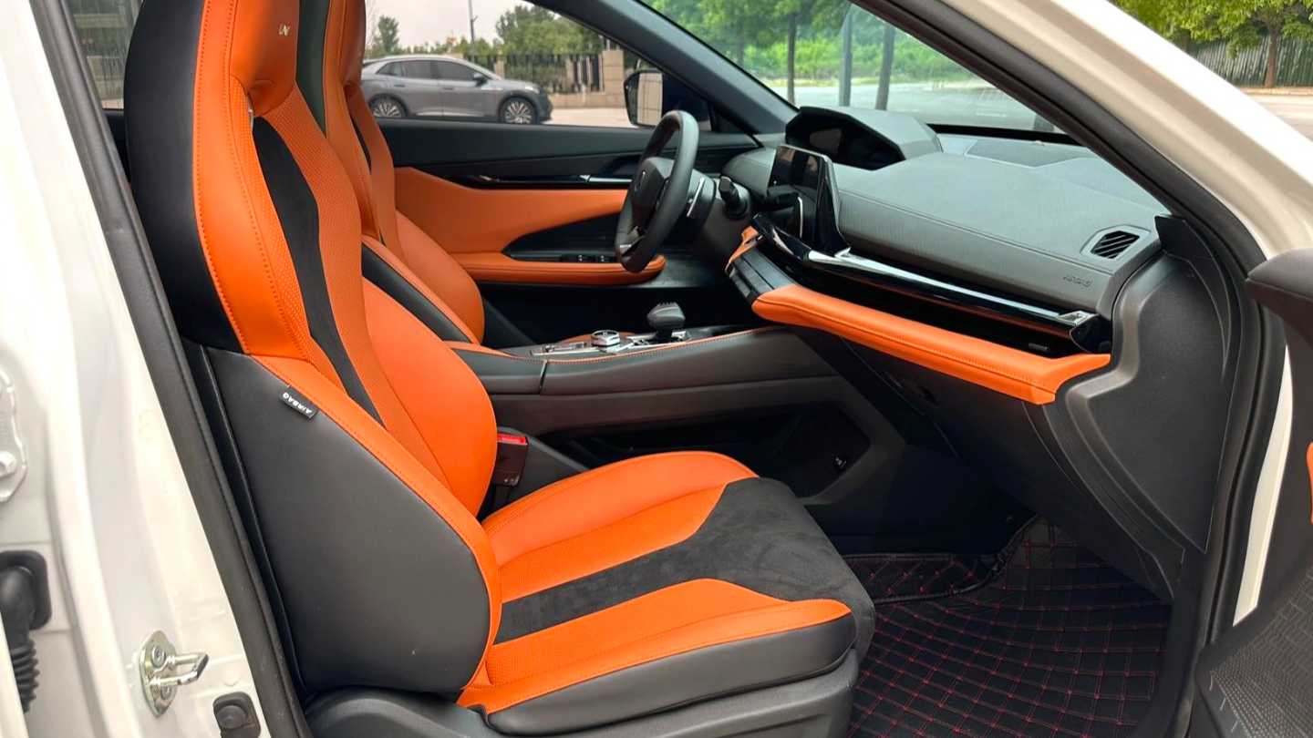 Changan UNI-V 2023 2.0T Fengsu Edition