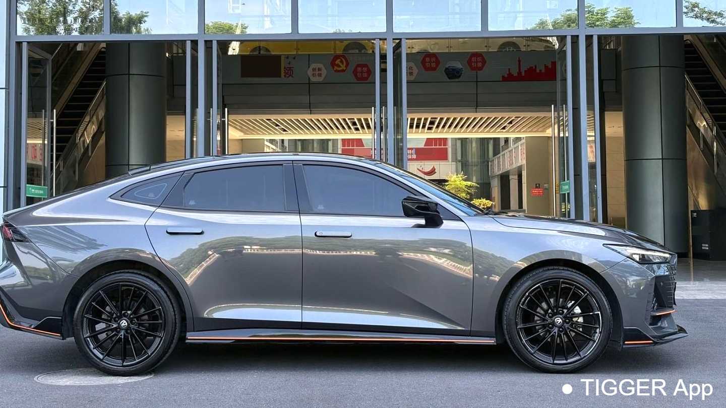 Changan UNI-V 2023 1.5T Sport Edition
