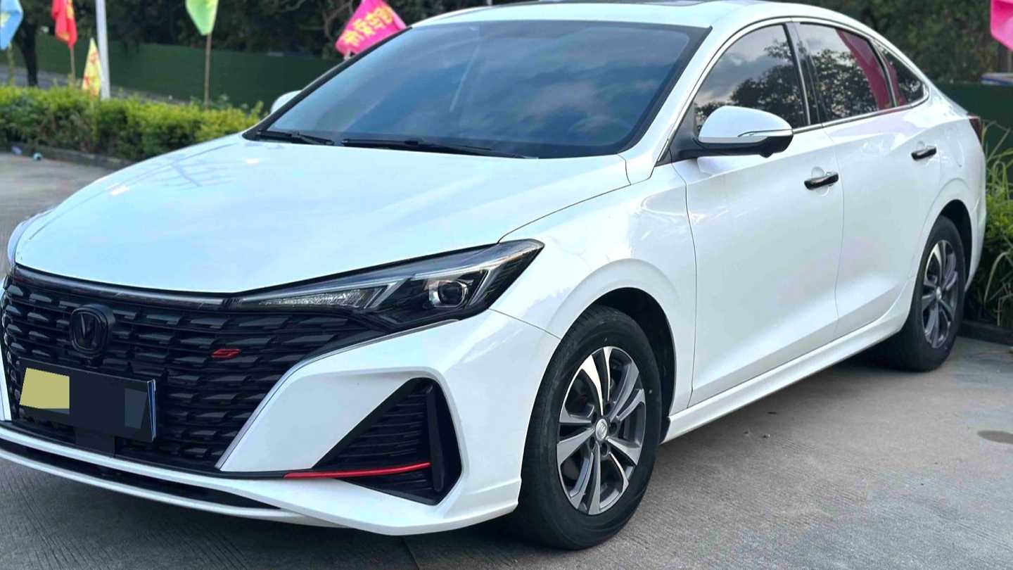 Changan EADO 2022 PLUS Blue Whale NE 1.4T GDI DCT Prestige
