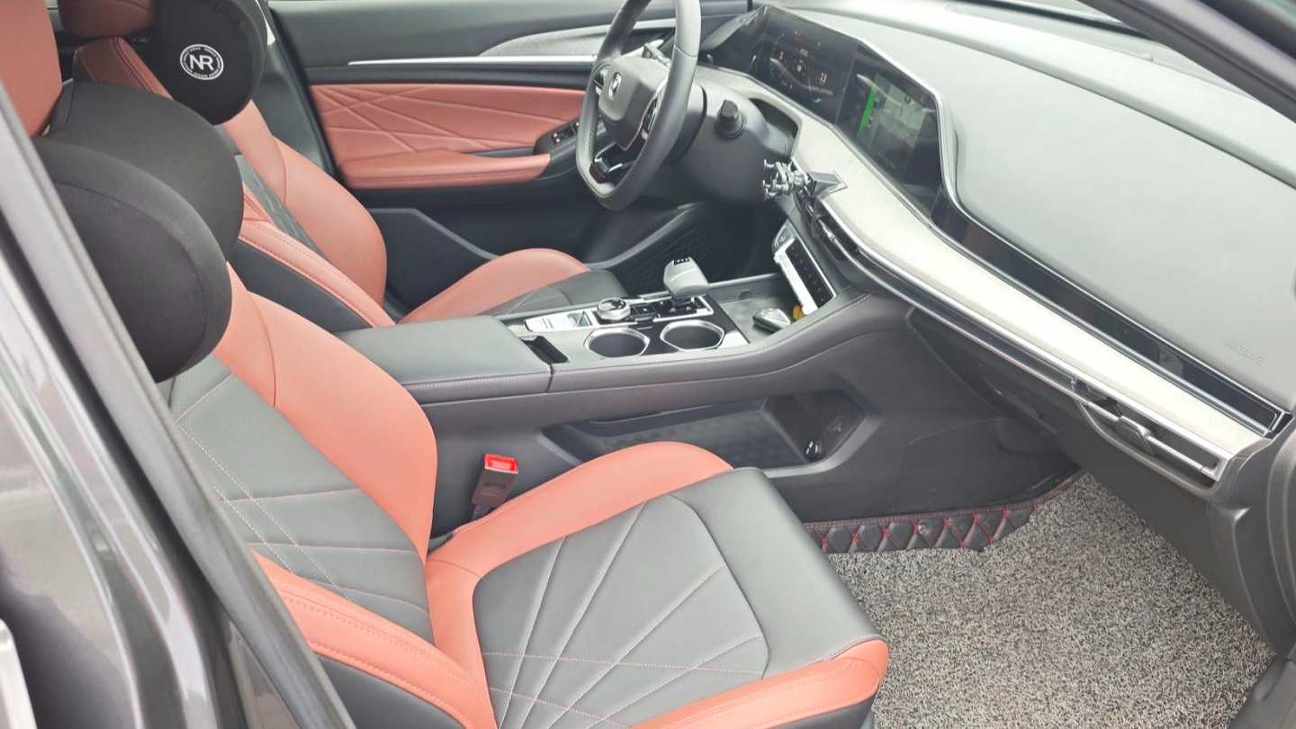 Changan EADO 2023 Enjoy Edition PLUS Blue Whale NE 1.4T GDI DCT Premium Edition