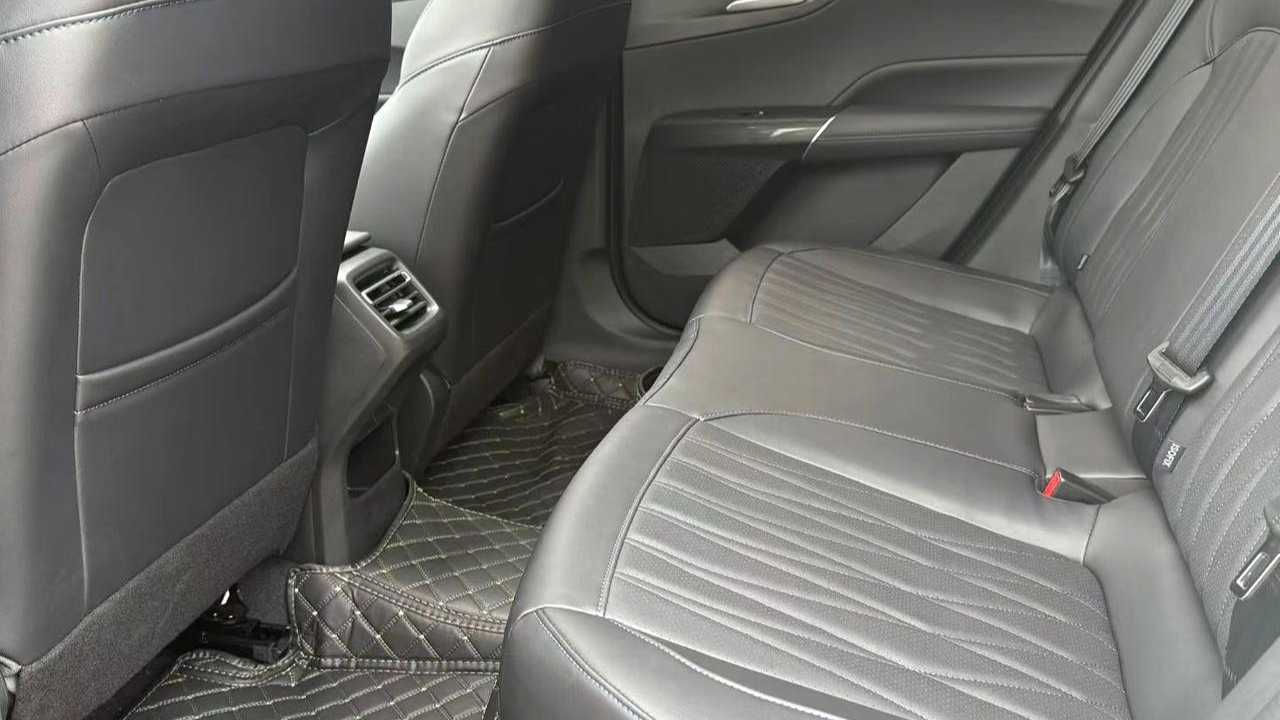 Changan EADO 2025 Blue Whale 1.5T 500Bar Flagship Model