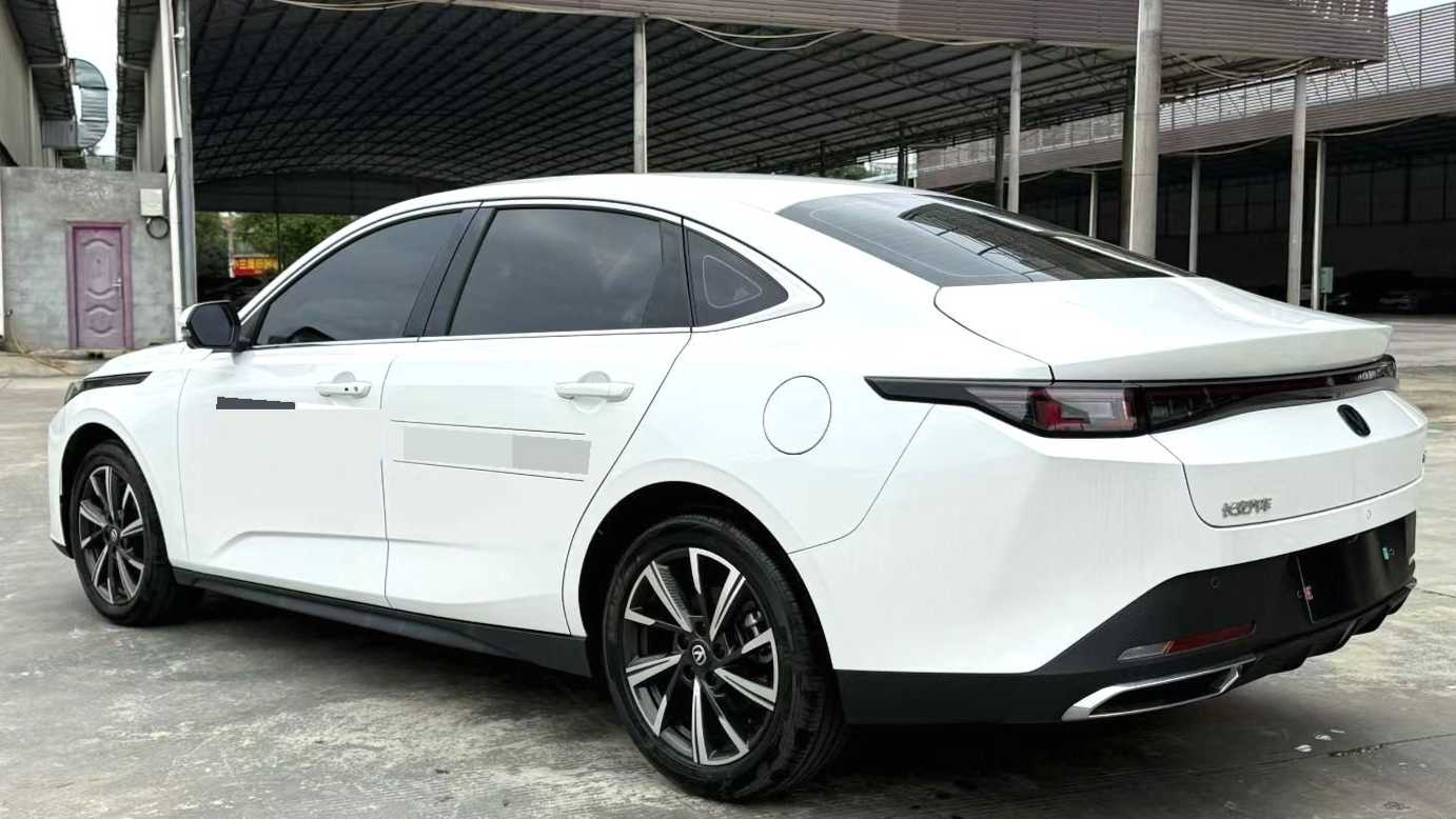Changan EADO 2025 Blue Whale 1.5T 500Bar Flagship Model