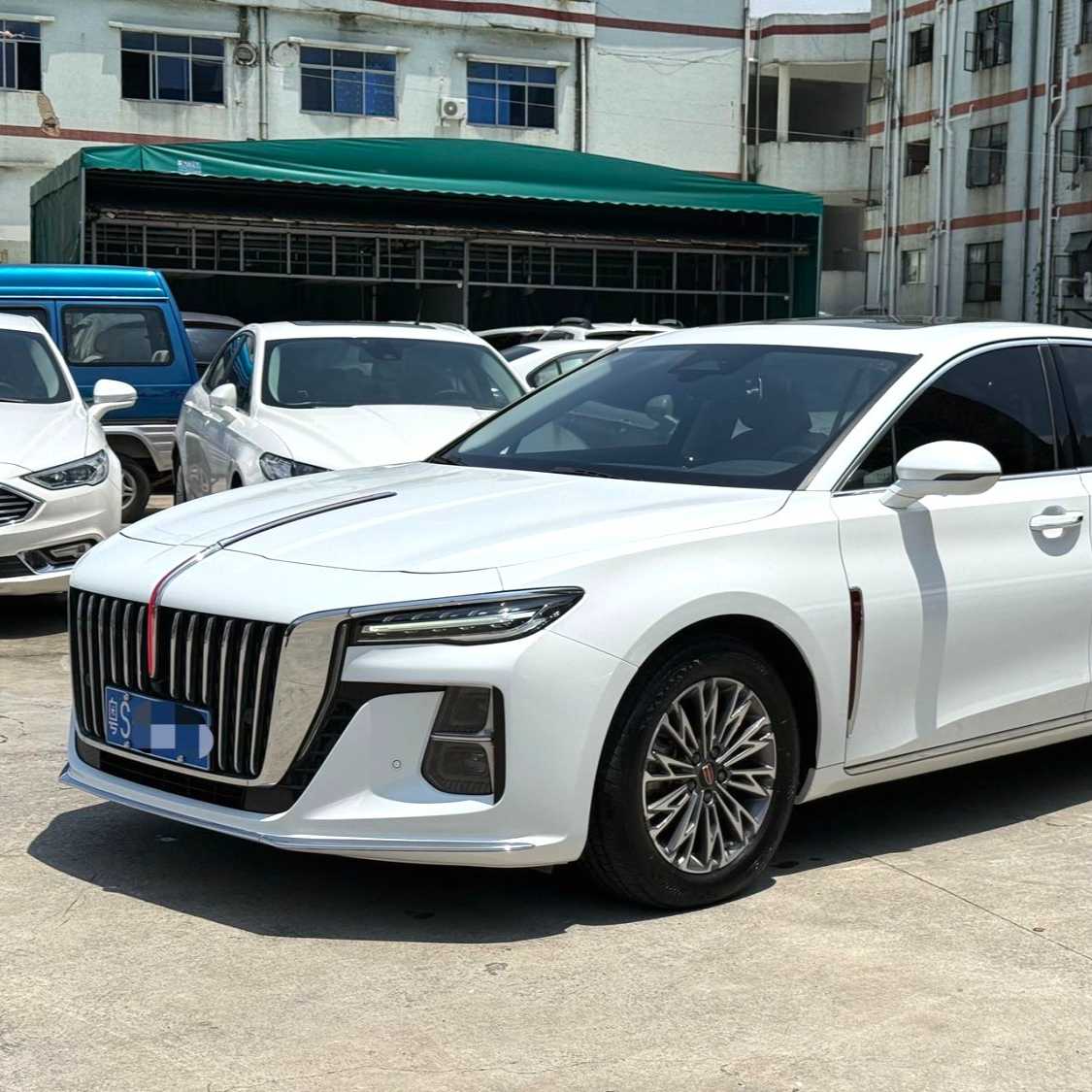 Hong Qi H5 2023 2.0T Automatic Intelligent Connection Flag Enjoyment Edition Used Car