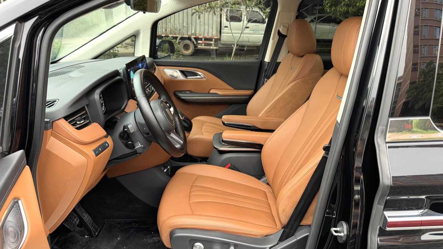 Hong Qi HQ9 2024 2.0T 4WD Business Edition