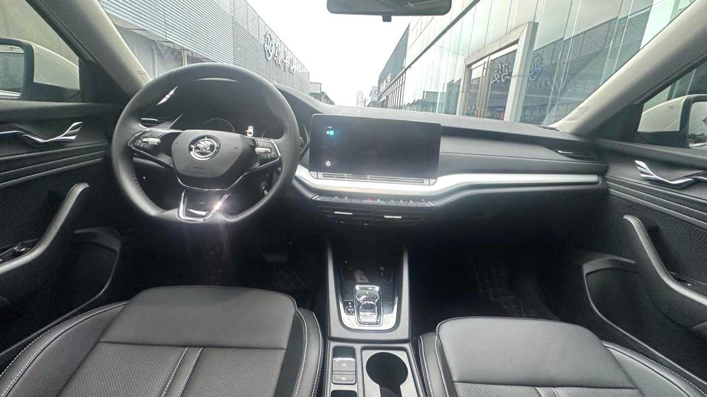 ŠKODA OCTAVIA 2023 Upgraded PRO TSI280 Premium Edition
