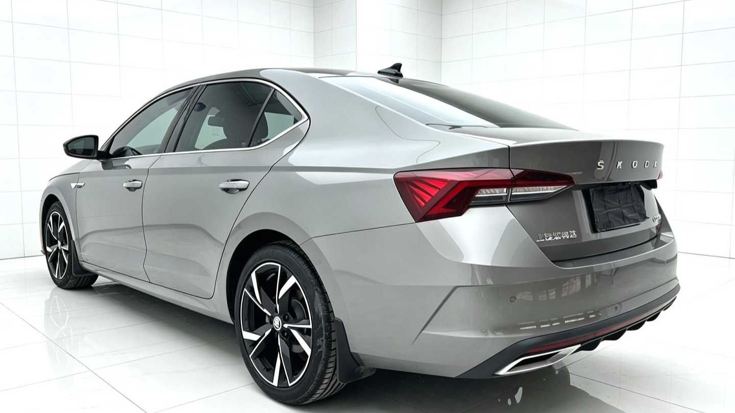 ŠKODA OCTAVIA 2023 Upgraded PRO TSI280 Premium Edition