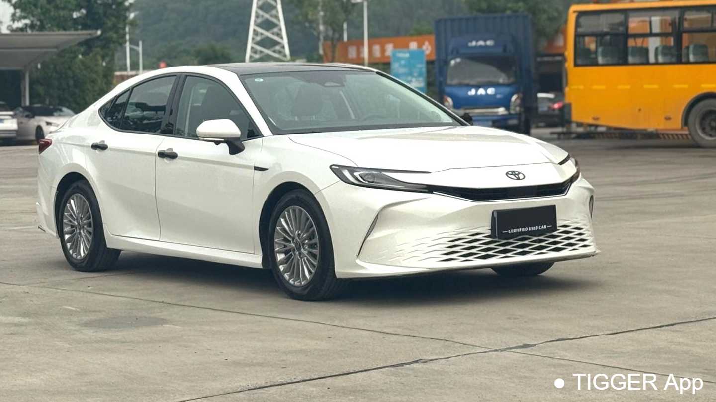 Toyota CAMRY 2024 2.0GVP Luxury Edition