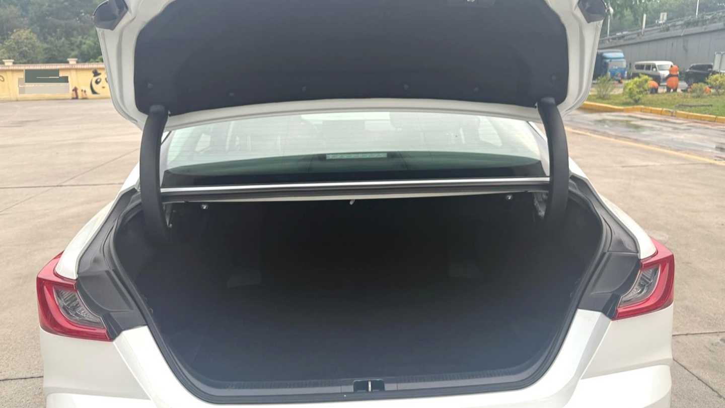 Toyota CAMRY 2024 2.0GVP Luxury Edition
