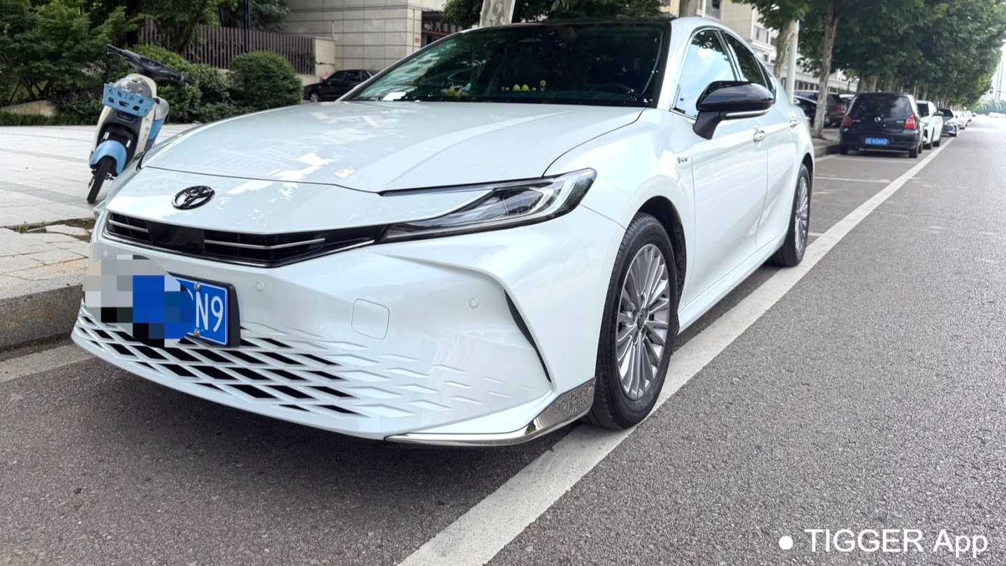 Toyota CAMRY 2024 Dual Engine 2.0HG Premium Edition