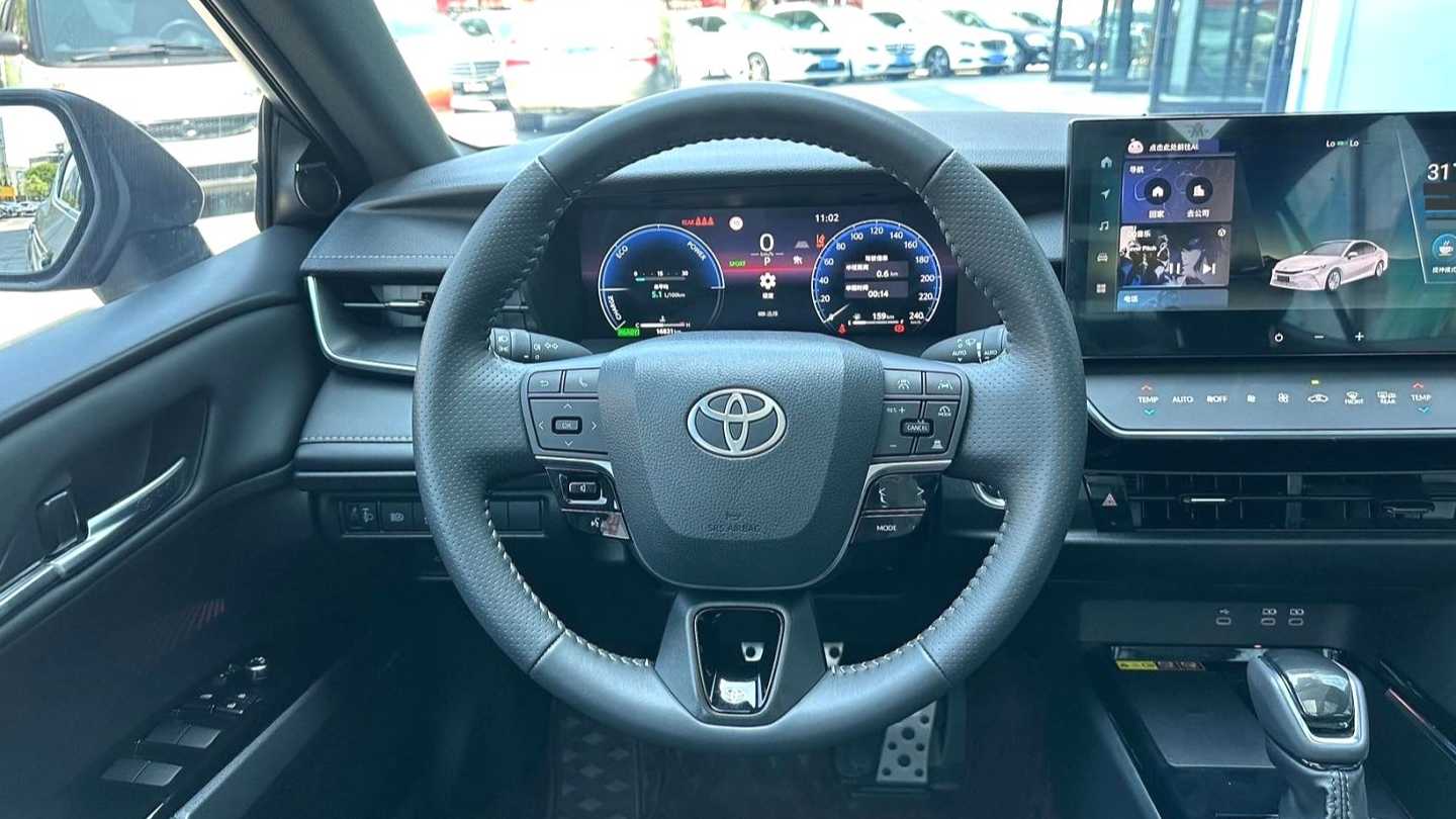 Toyota CAMRY 2025 Dual engine 2.0HXS Radiant Edition