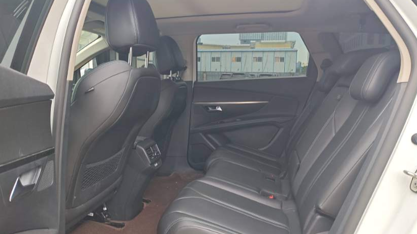 PEUGEOT 5008 2023 400THP True Love Edition 5-seater
