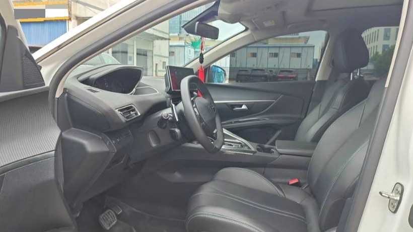 PEUGEOT 5008 2023 400THP True Love Edition 5-seater
