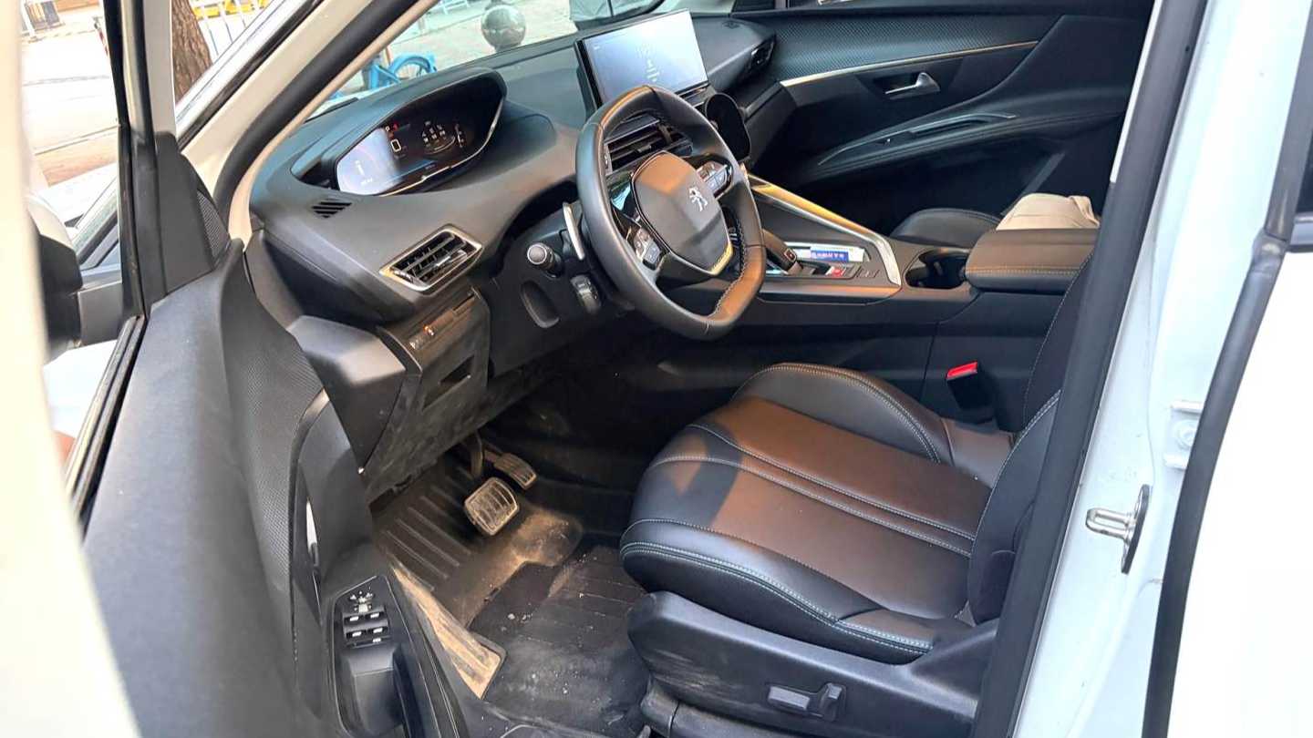 PEUGEOT 5008 2021 360THP 5-seater Strength Edition