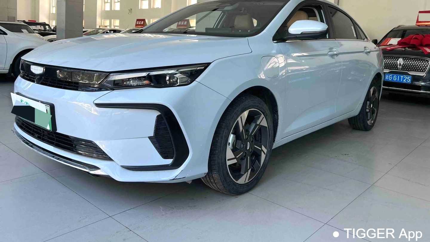 Geely EMGRAND L HiP 2024 Champion Edition 1.5TD-DHT Pro 100KM Excellence