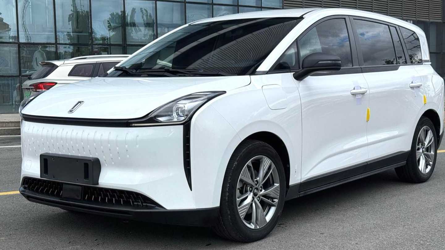 BESTUNE NAT 2023 PRO Comfort Travel Extended Battery Swap Edition 401km