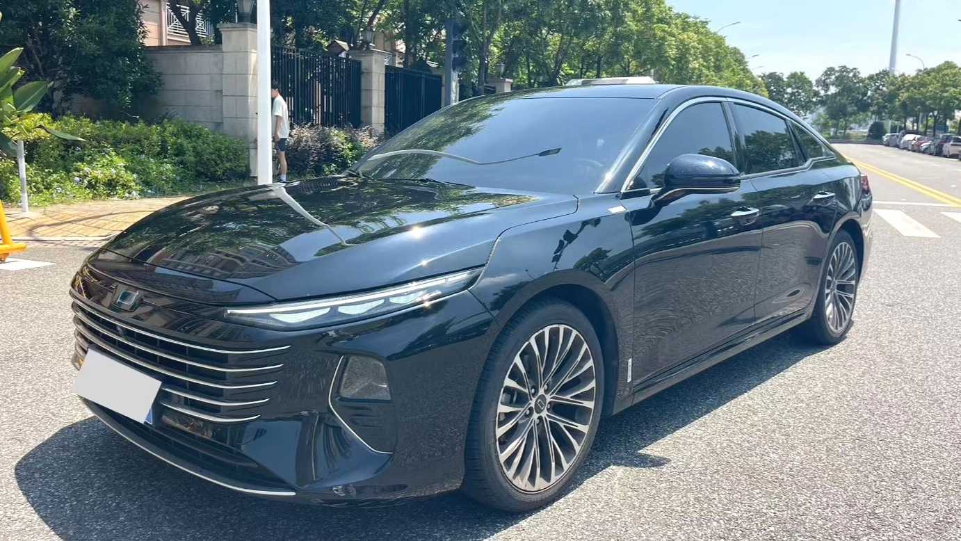 BESTUNE B70 2025 Dragon Teng 1.5T Black Knight Edition