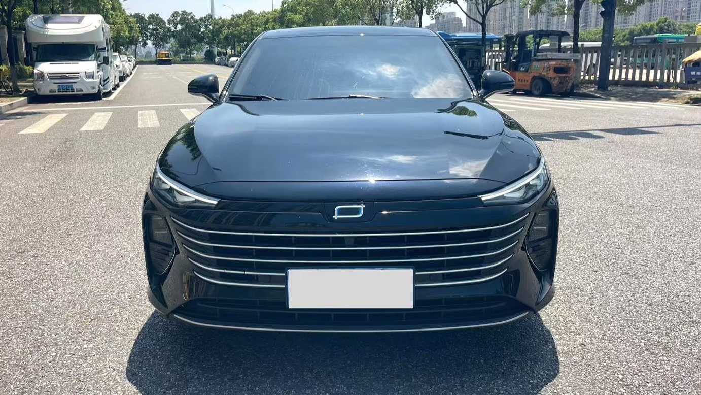 BESTUNE B70 2025 Dragon Teng 1.5T Black Knight Edition