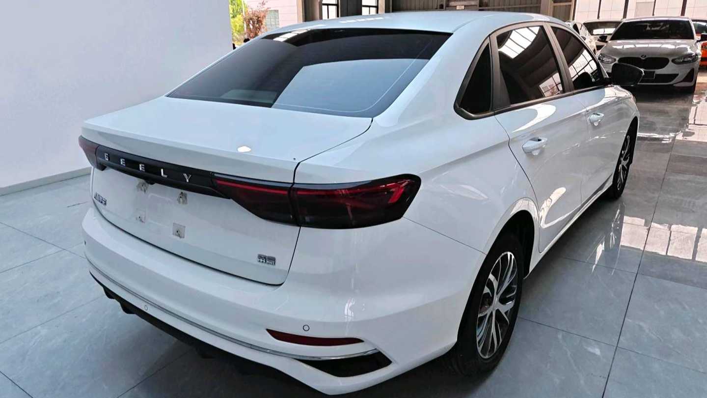 Geely EMGRAND 2025 4th generation 1.5L CVT Longteng Edition