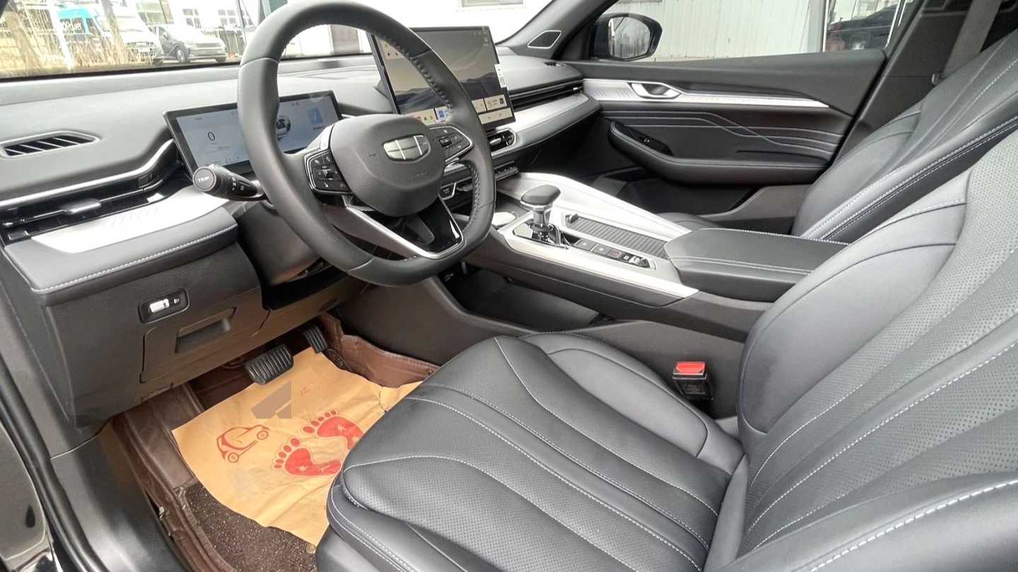 Geely PREFACE 2025 Dongfang Yao 1.5TD Shake Edition