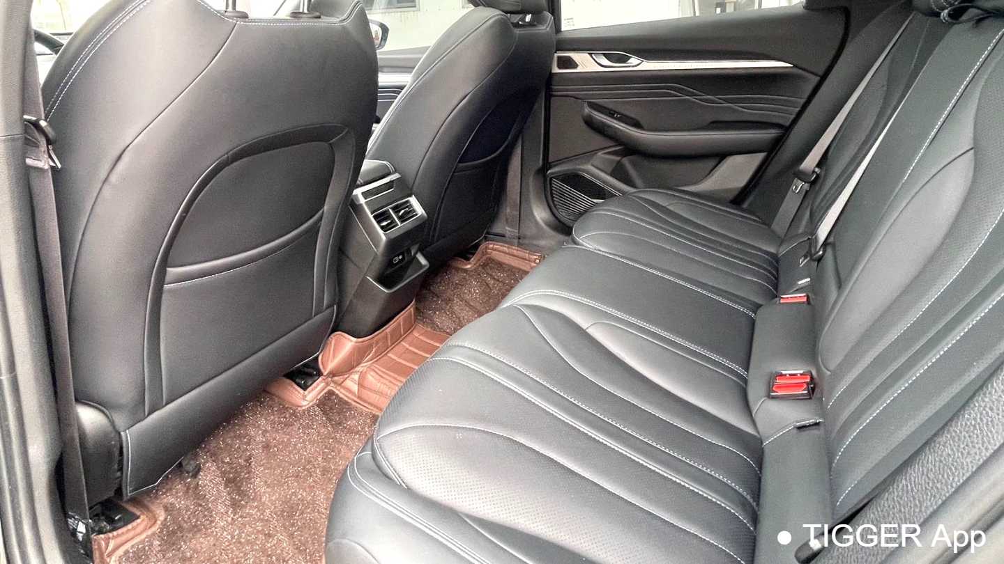 Geely PREFACE 2025 Dongfang Yao 1.5TD Shake Edition