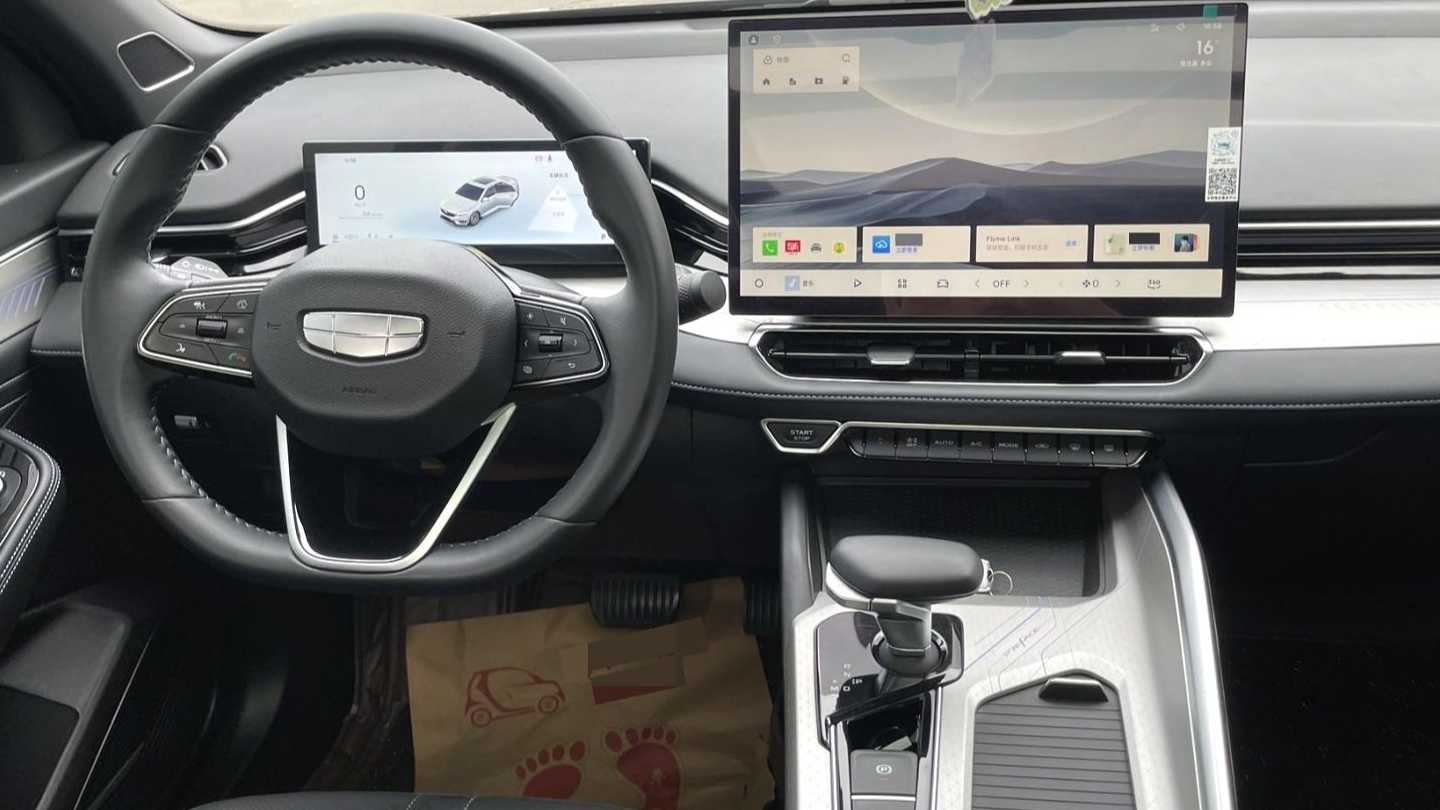 Geely PREFACE 2025 Dongfang Yao 1.5TD Shake Edition