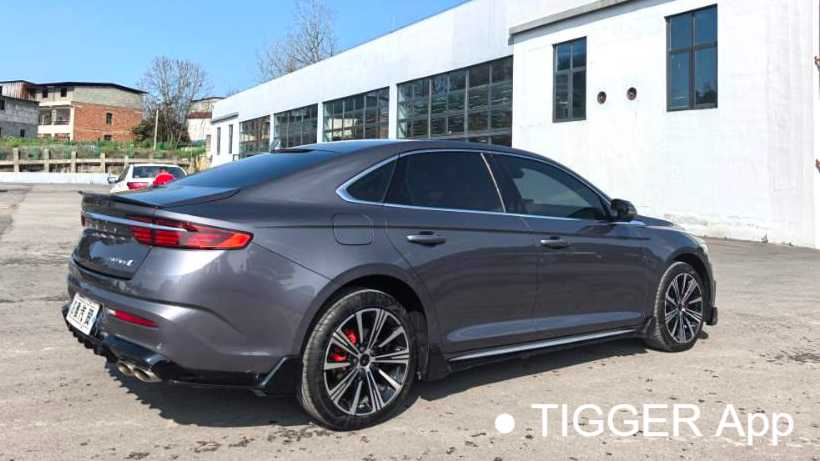 Geely PREFACE 2025 Dongfang Yao 2.0TD Moon Watching Edition