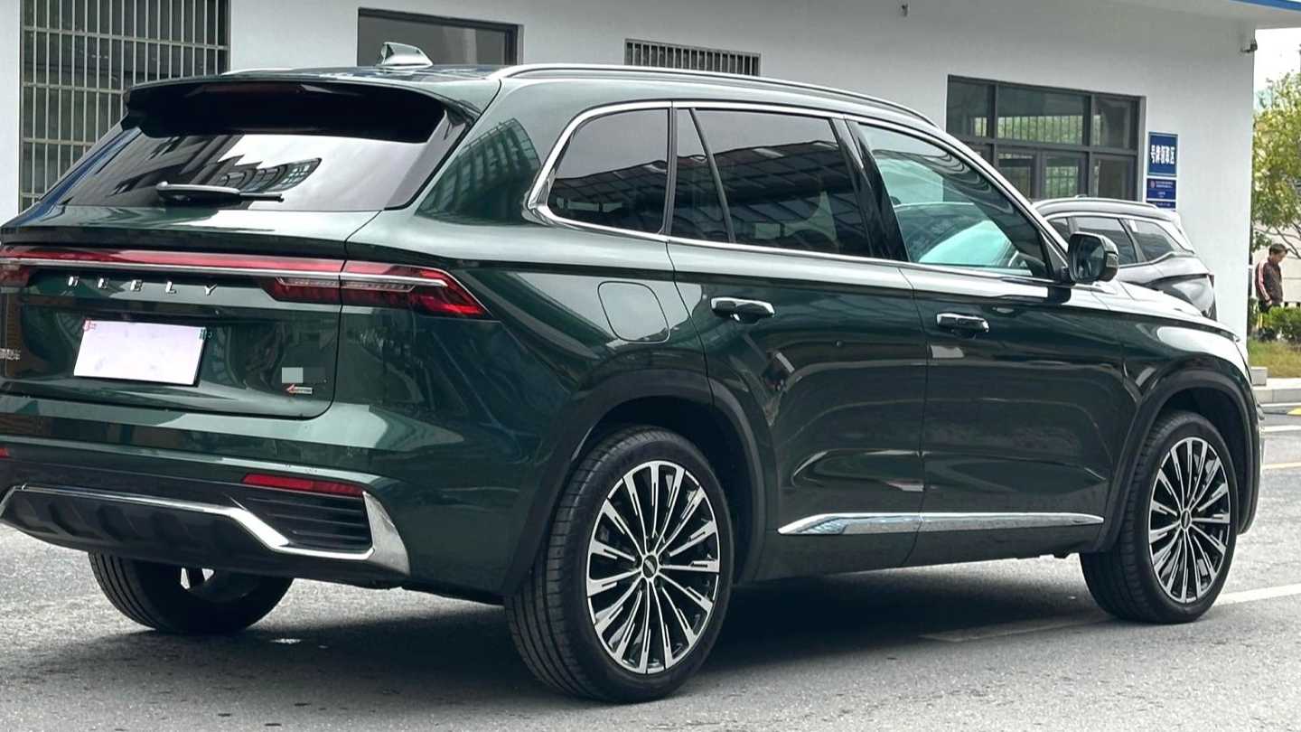 Geely Monjaro 2025 Dongfang Yao 2.0TD Automatic 4WD Moon Watching Edition