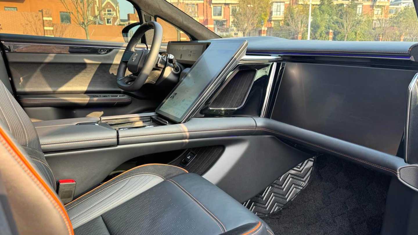 HiPhi X 2022 Chuangyuan Edition 6-seater Long Range Edition