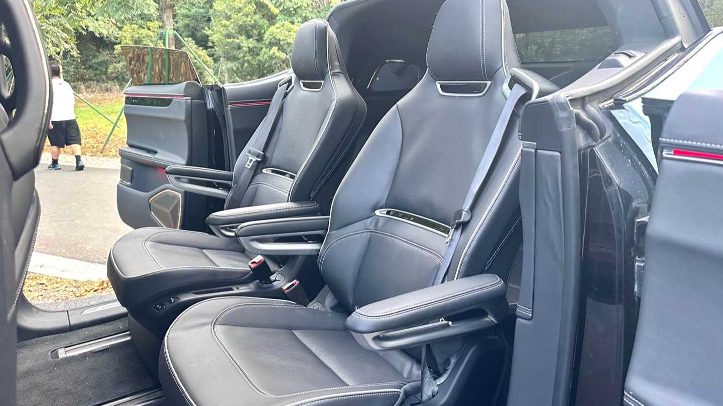 HiPhi X 2022 Zhiyuan Edition 6-seater Long Range Edition