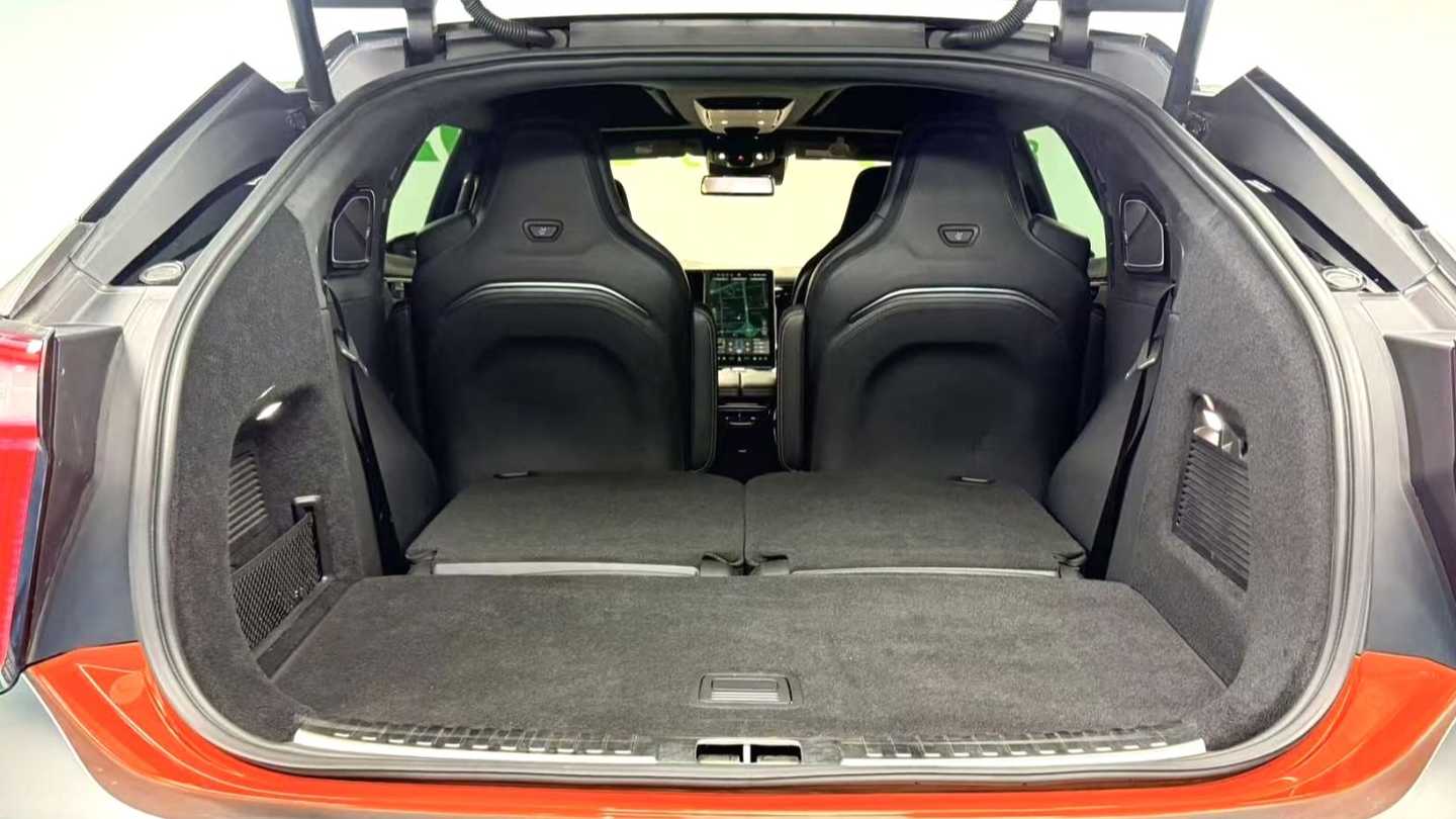HiPhi X 2021 Luxury Edition 6-seater
