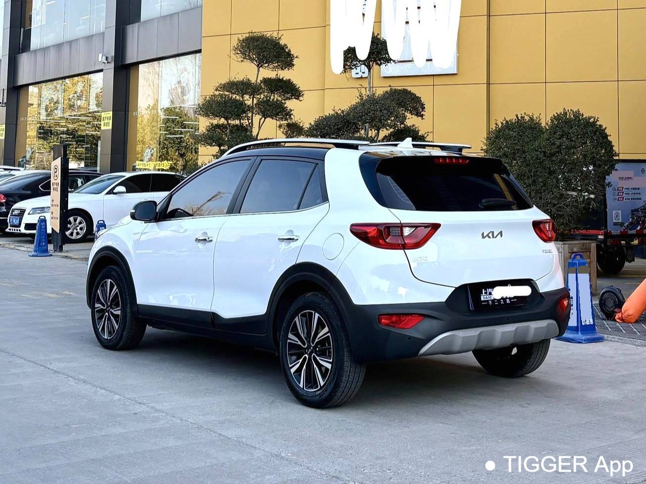 KIA 2021 Stonic 1.4 Stepless Sunroof Automatic Transmission