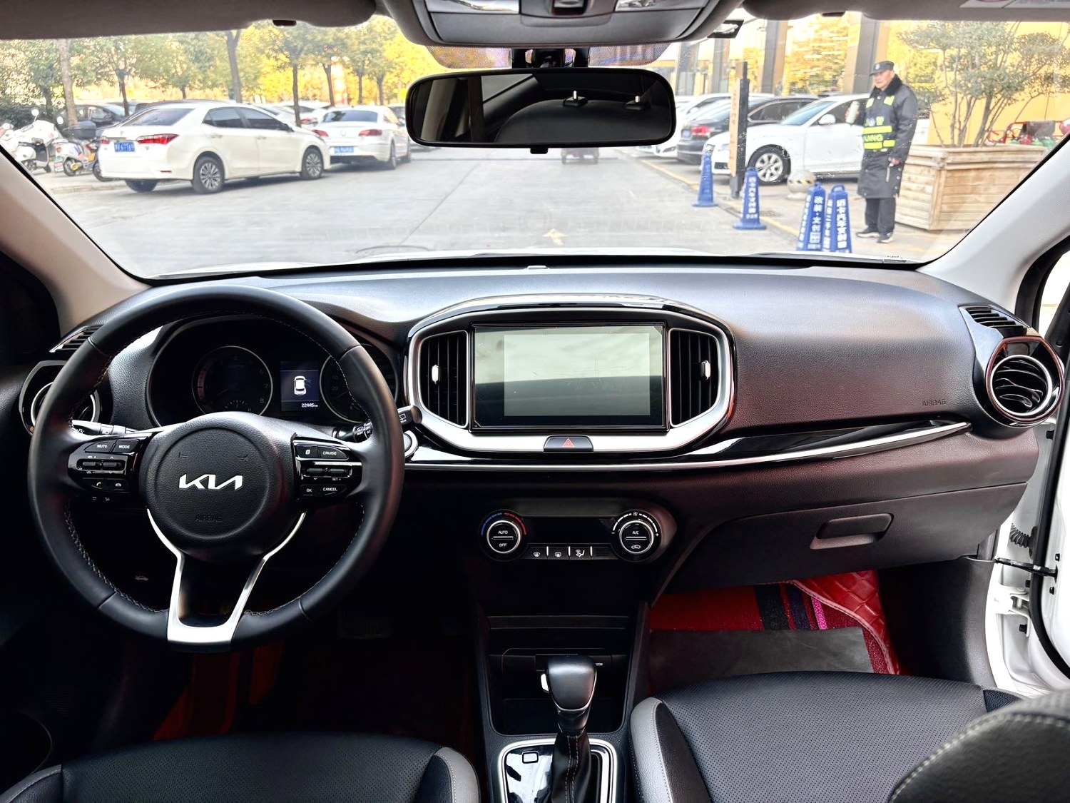 KIA 2021 Stonic 1.4 Stepless Sunroof Automatic Transmission