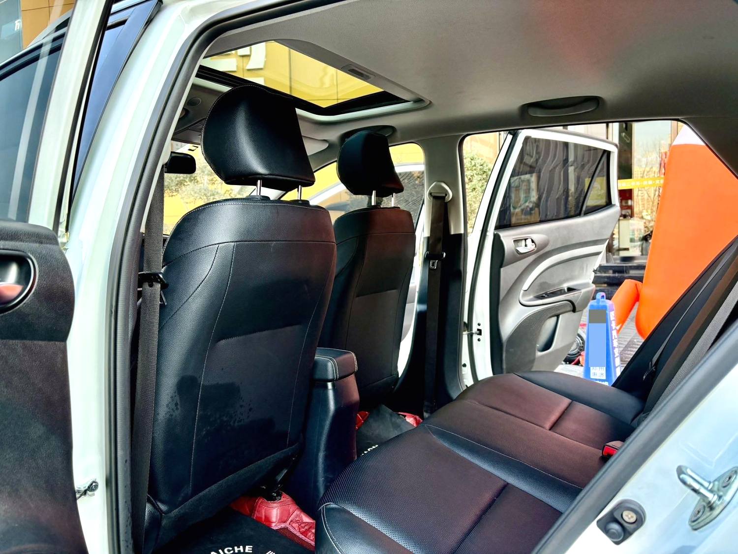 KIA 2021 Stonic 1.4 Stepless Sunroof Automatic Transmission