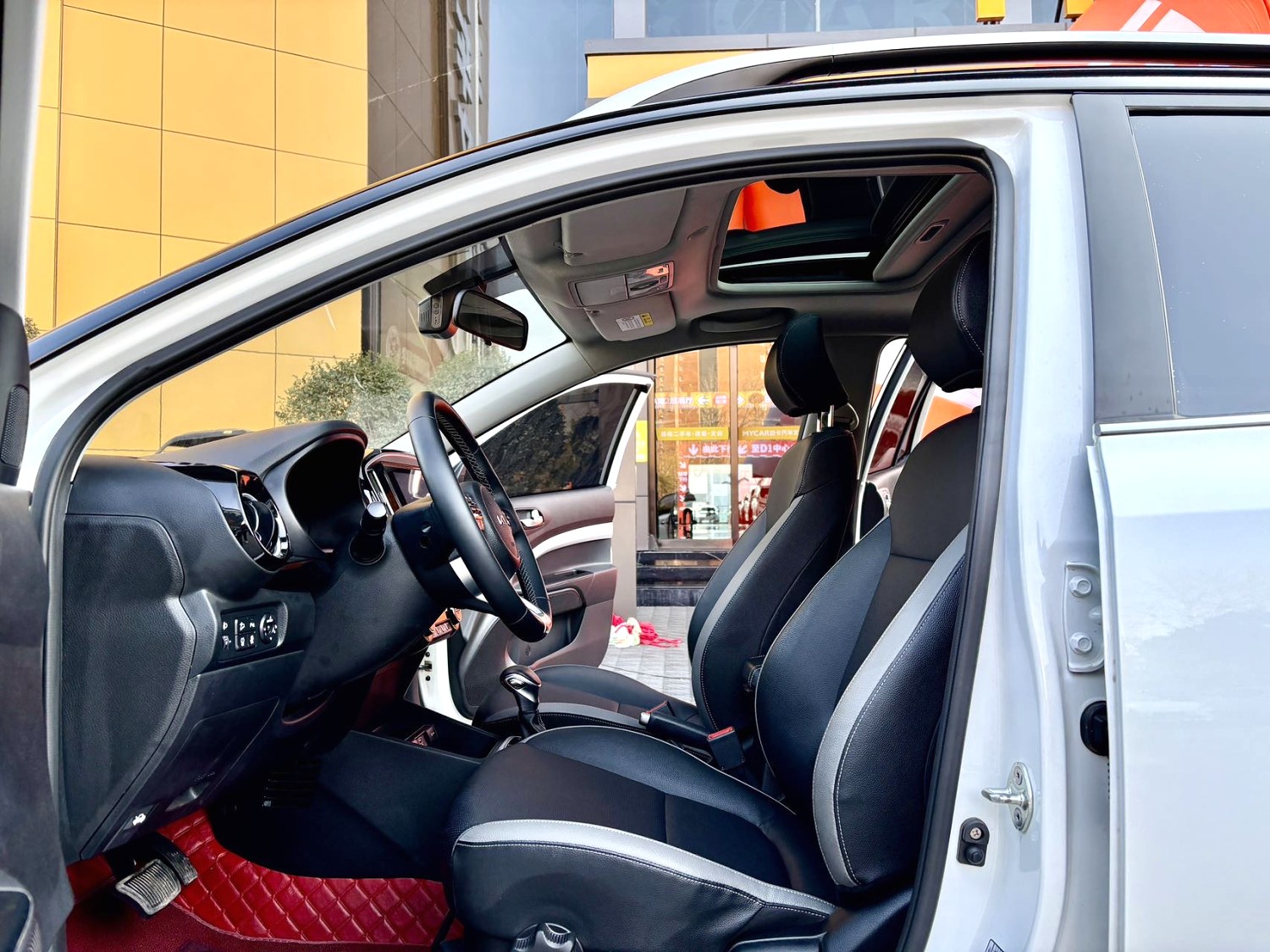 KIA 2021 Stonic 1.4 Stepless Sunroof Automatic Transmission