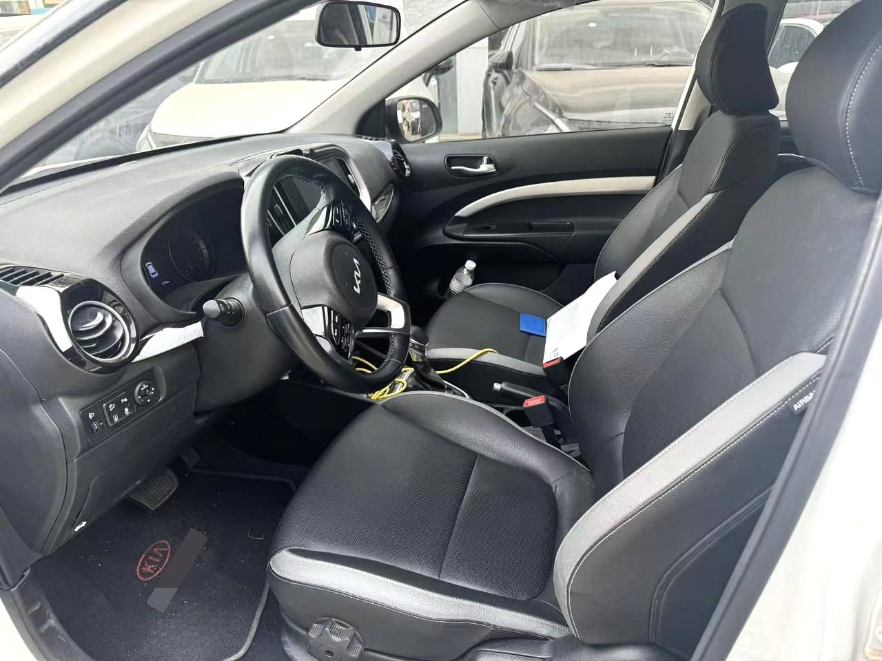 KIA 2021 Stonic 1.4 Stepless Sunroof Automatic Transmission