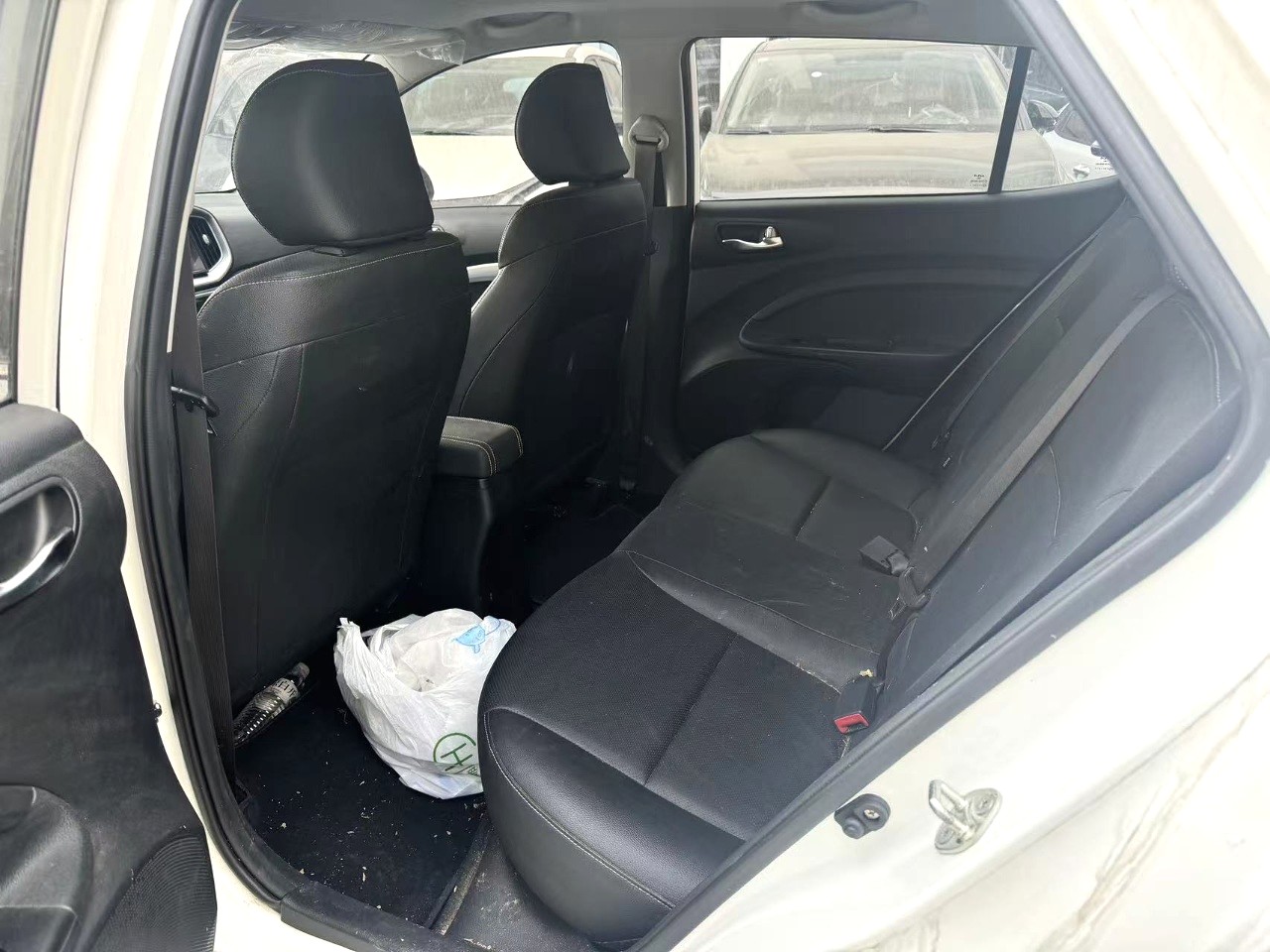 KIA 2021 Stonic 1.4 Stepless Sunroof Automatic Transmission