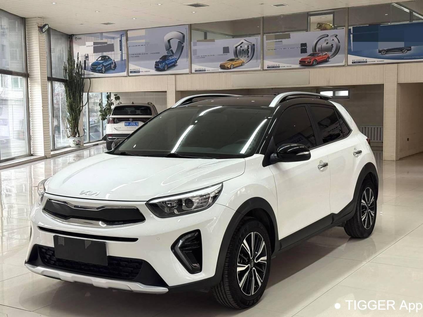 KIA 2021 Stonic 1.4 Stepless Sunroof Automatic Transmission