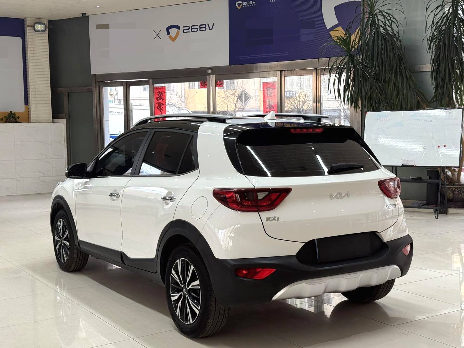 KIA 2021 Stonic 1.4 Stepless Sunroof Automatic Transmission