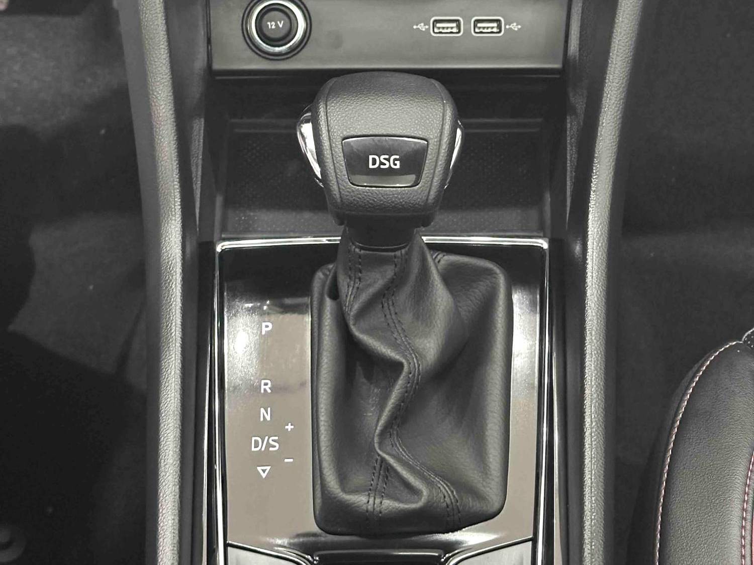 ŠKODA 2024 KAROQ 1.4TSI TSI280 Luxury Edition Automatic Transmission