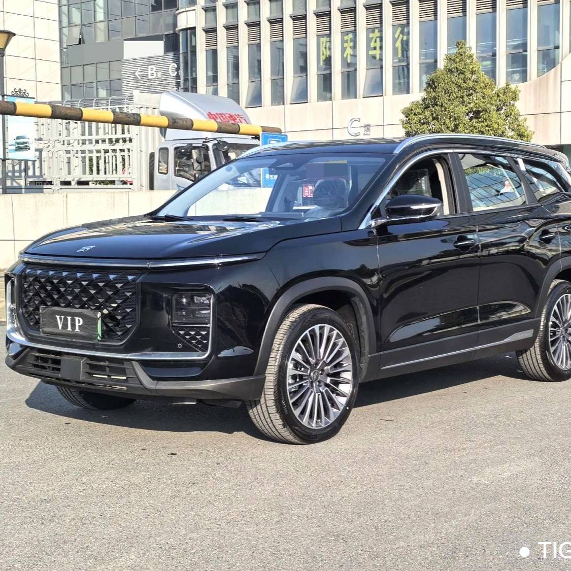 JETOUR 2023 Shanhai L9 1.5TD Pro 7-seater automatic transmission سيارة مستعملة