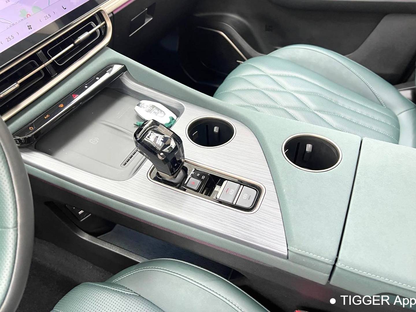 JETOUR 2023 Shanhai L9 1.5TD Pro 7-seater automatic transmission