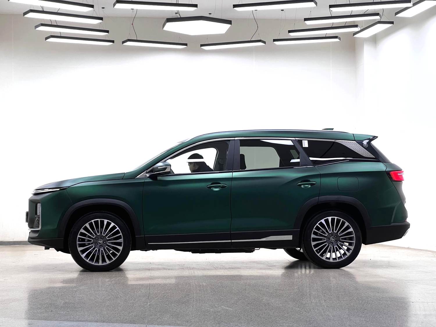 JETOUR 2023 Shanhai L9 1.5TD Pro 7-seater automatic transmission