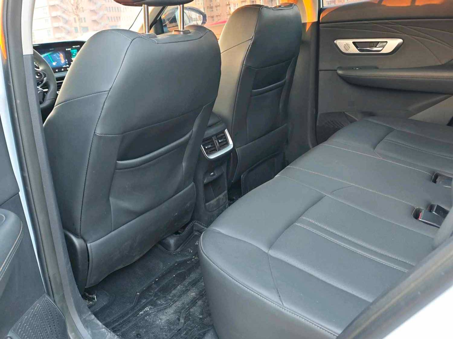 AEOLUS 2022 HUGE 1.5T Enjoyment Edition · Intelligent Automatic Transmission