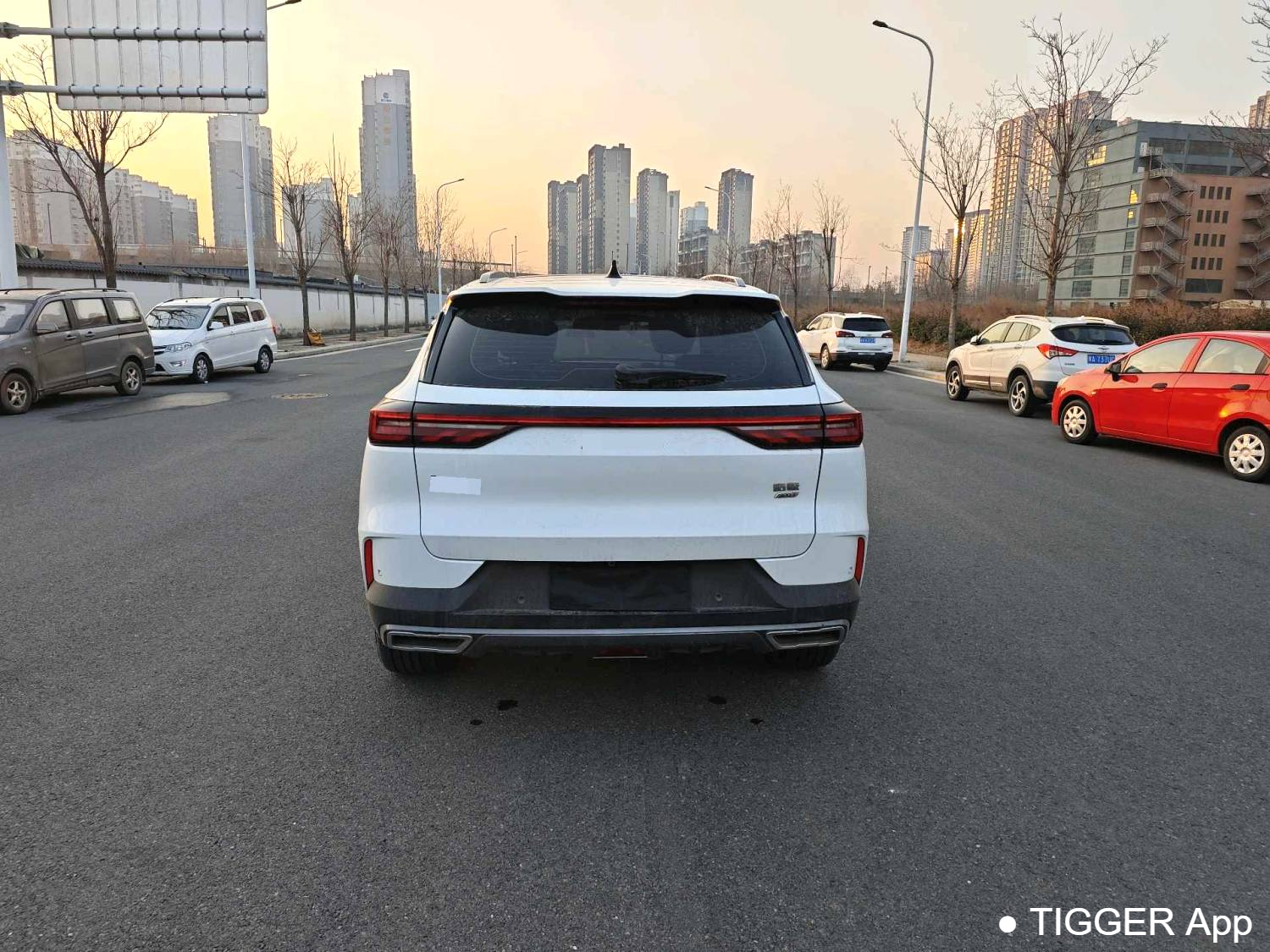 AEOLUS 2022 HUGE 1.5T Enjoyment Edition · Intelligent Automatic Transmission