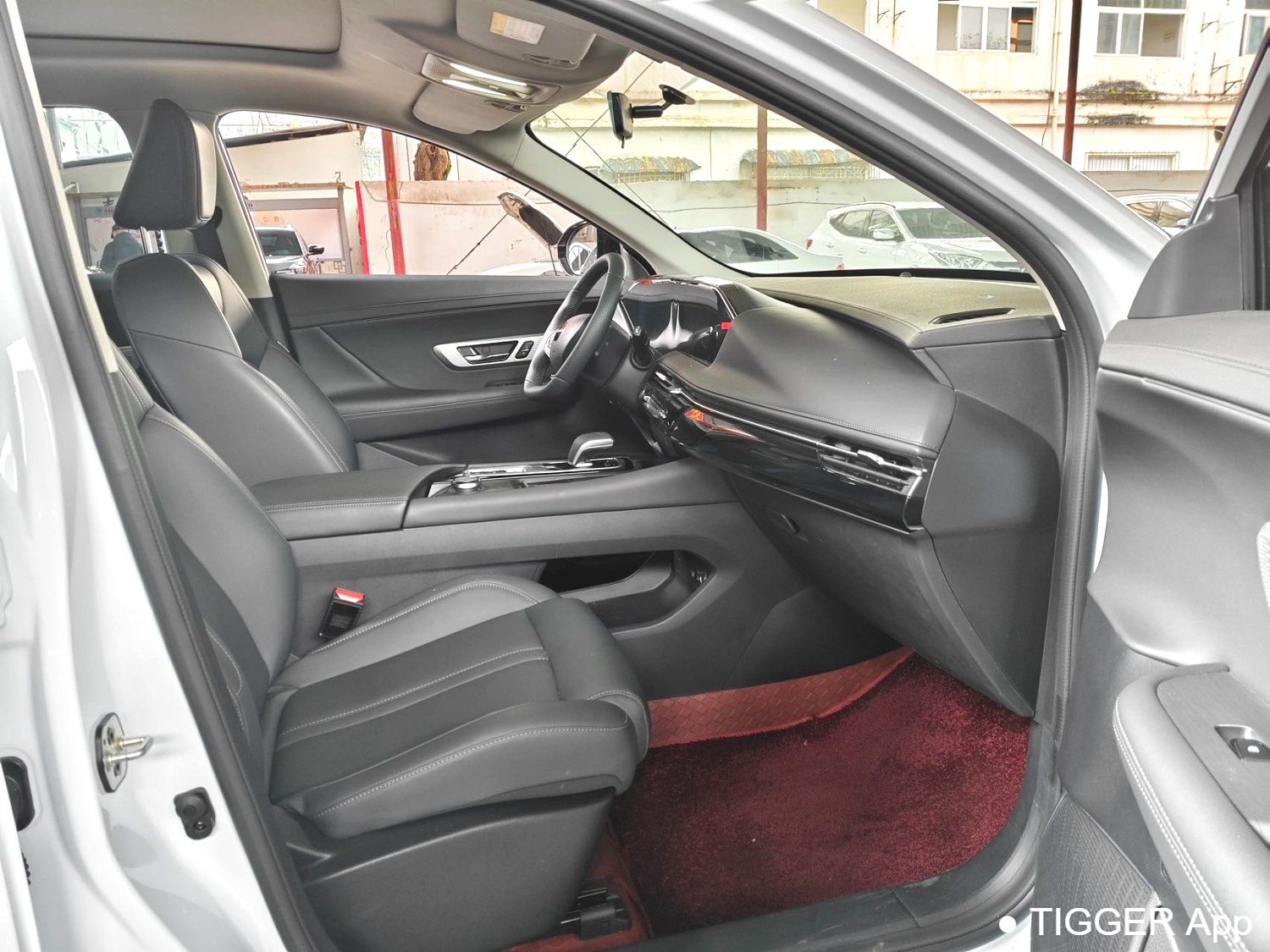 AEOLUS  2024 HUGE 1.5T Mach Luxury Automatic Transmission