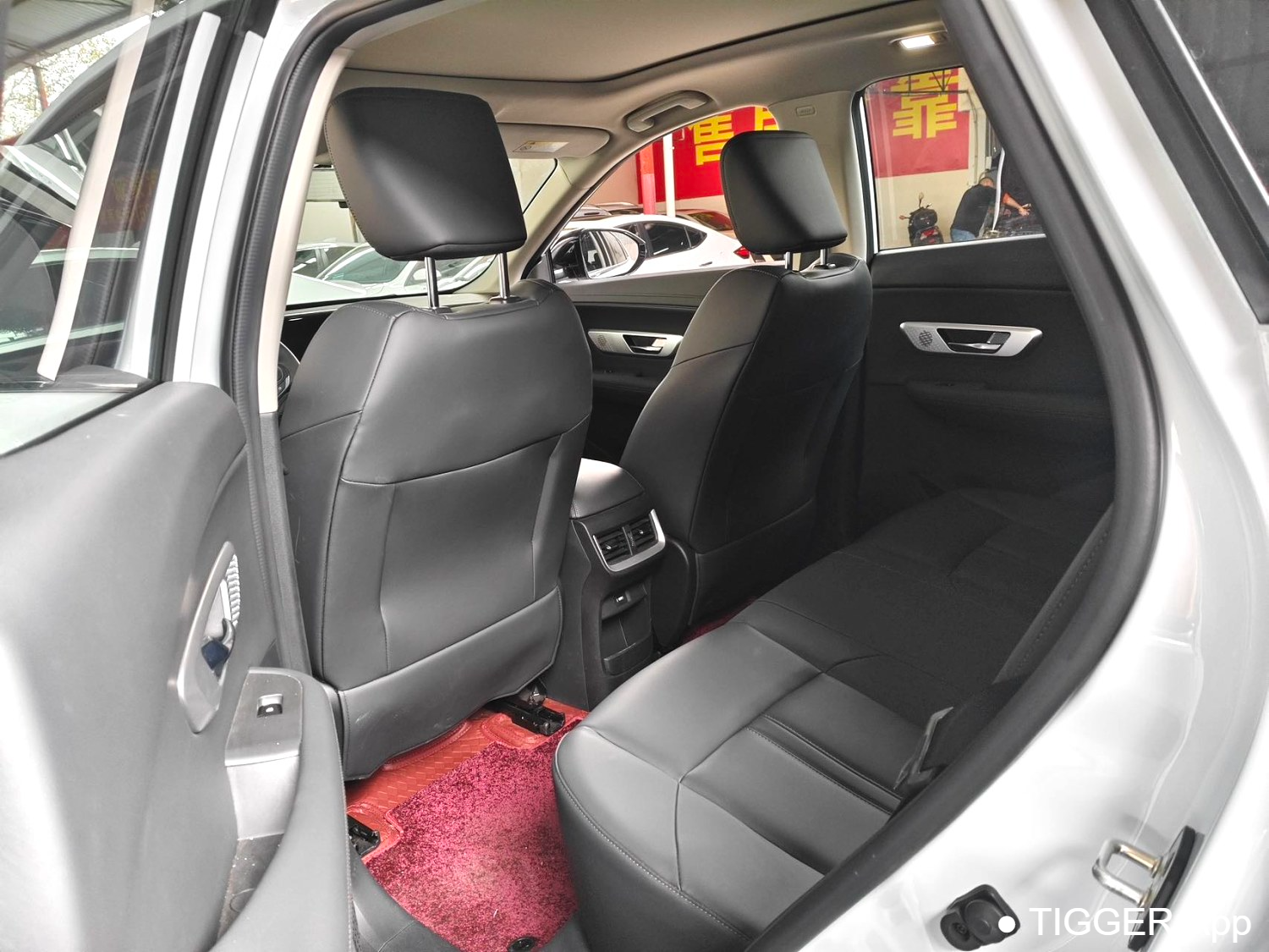 AEOLUS  2024 HUGE 1.5T Mach Luxury Automatic Transmission