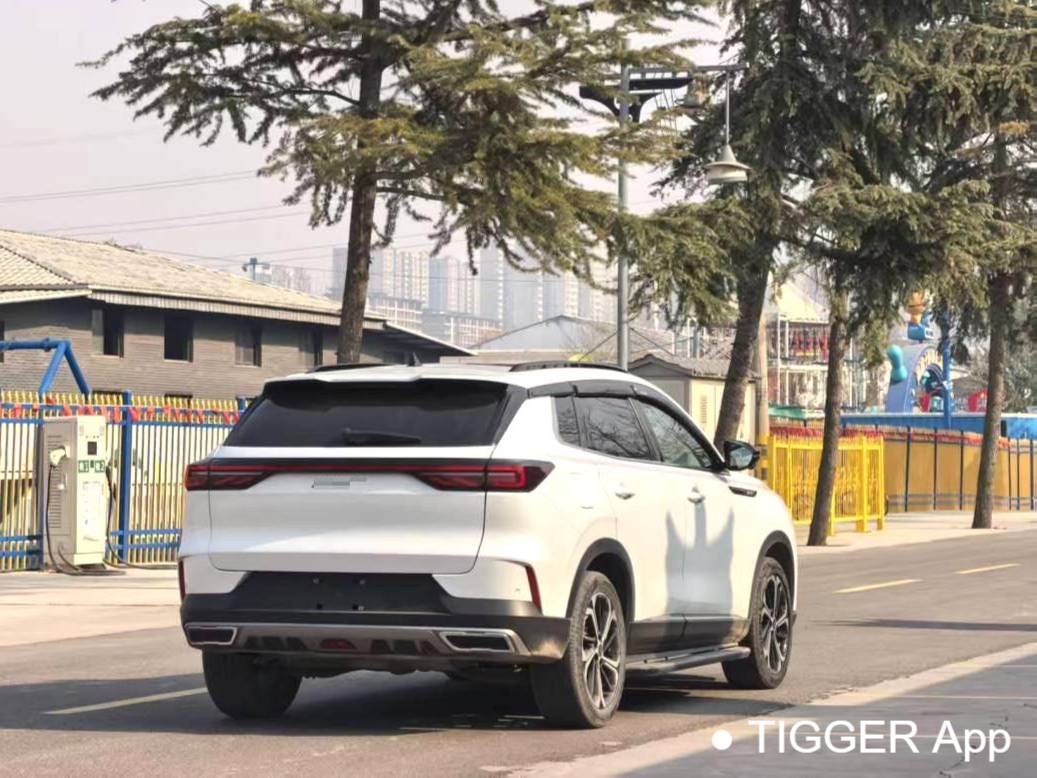 AEOLUS 2022  HUGE 1.5T Bold Edition · Intelligent Automatic Transmission