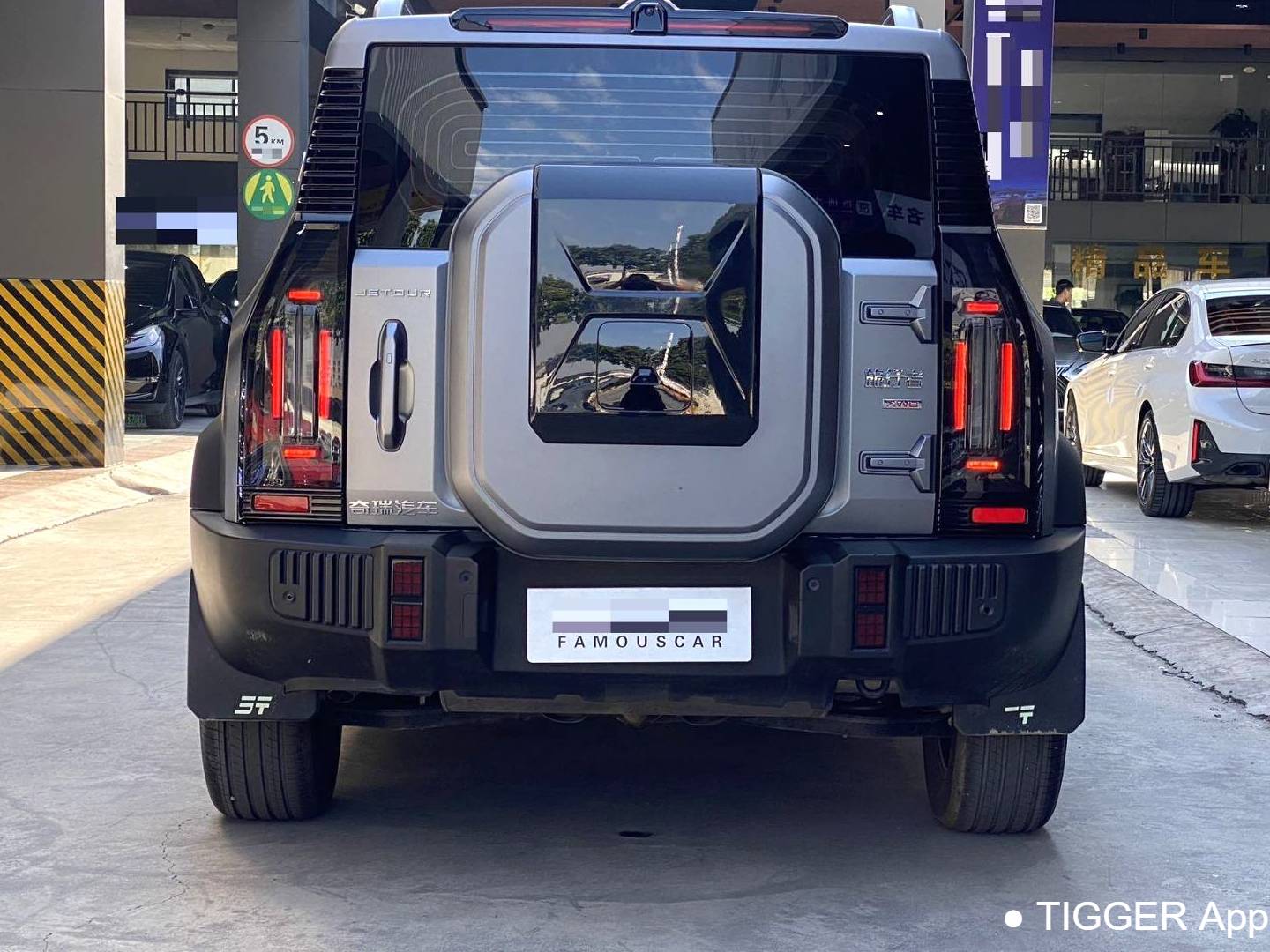 JETOUR 2023 Traveler 2.0T 4WD Crossover PRO Automatic Transmission