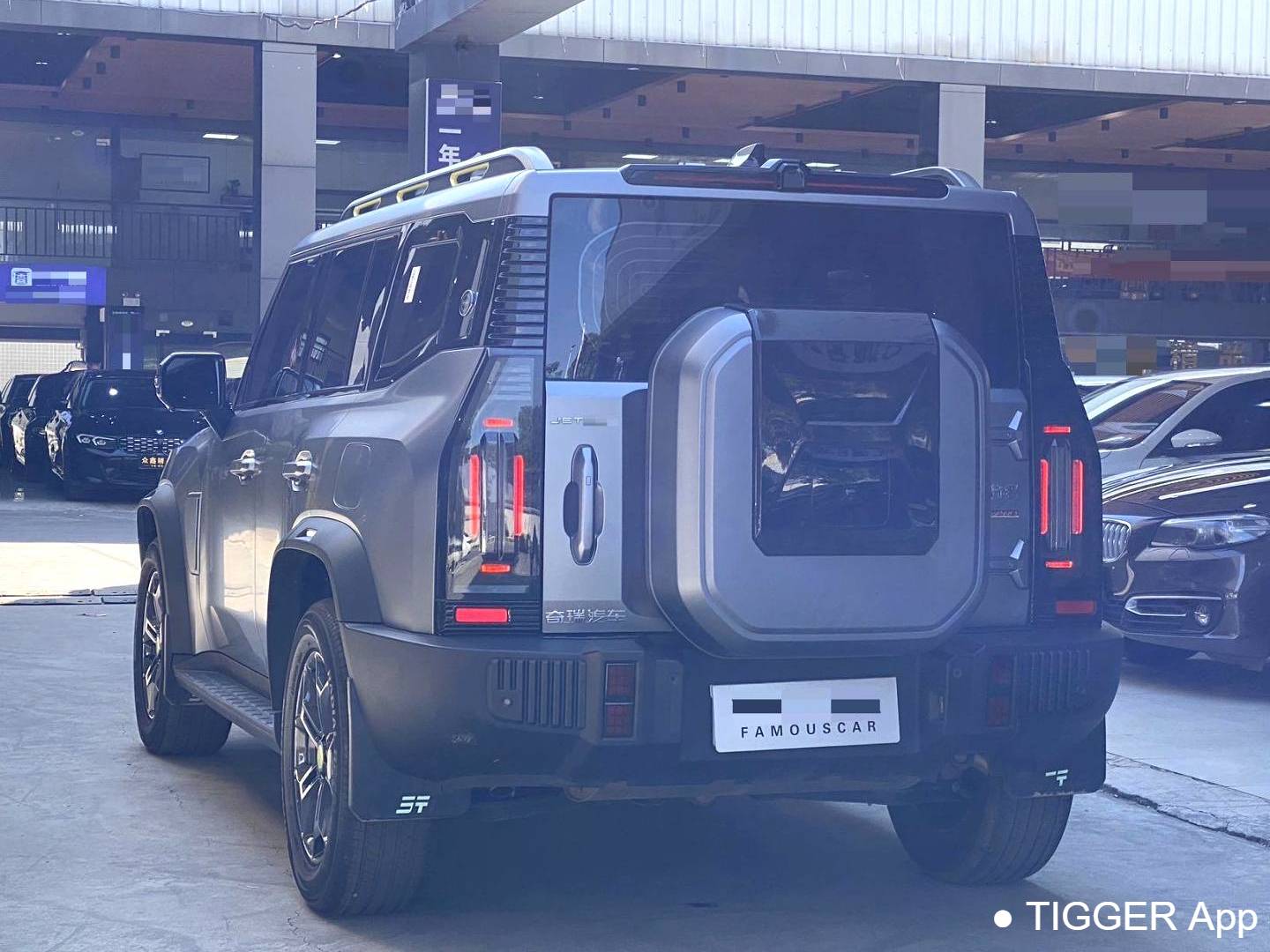 JETOUR 2023 Traveler 2.0T 4WD Crossover PRO Automatic Transmission