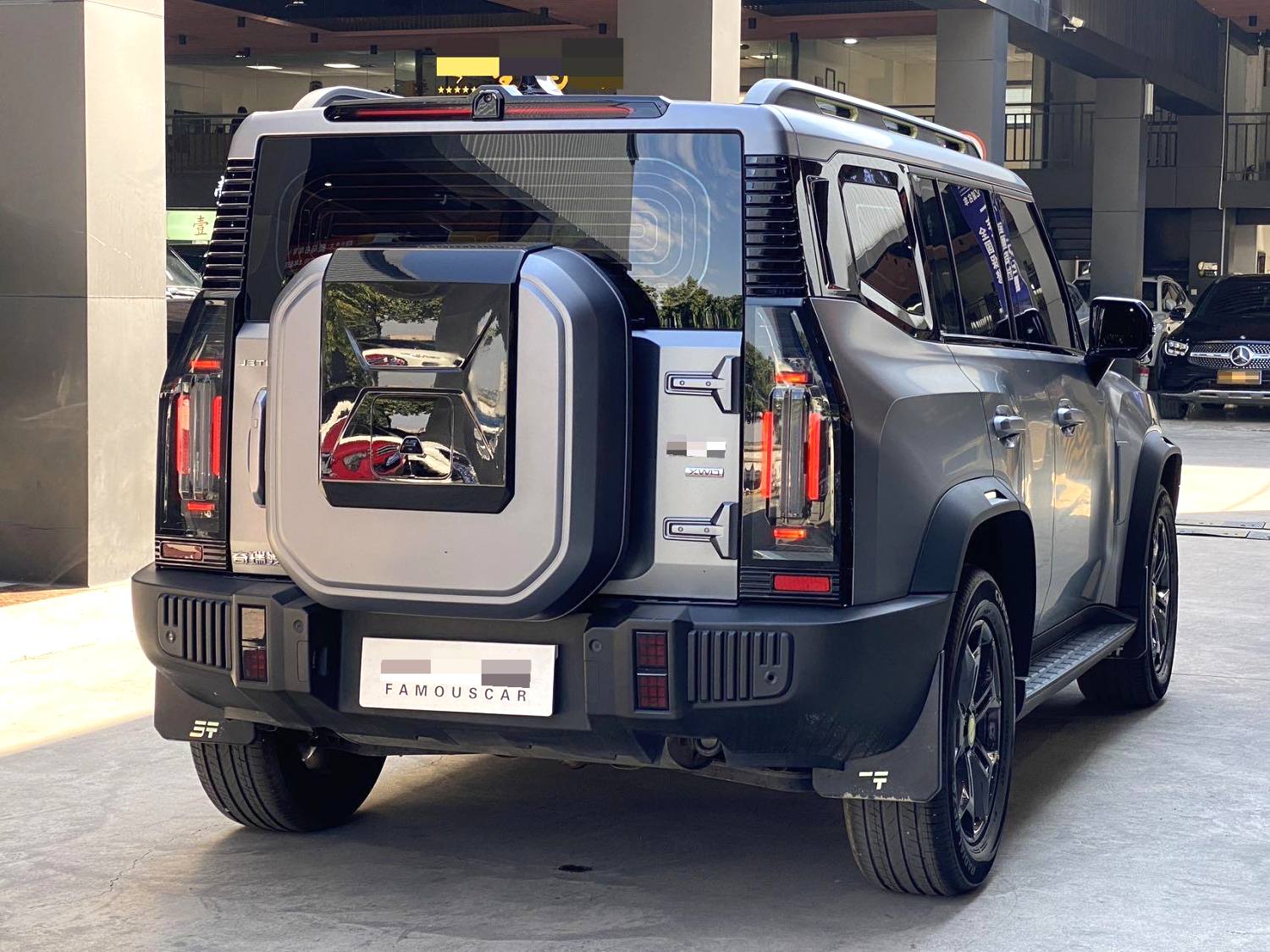 JETOUR 2023 Traveler 2.0T 4WD Crossover PRO Automatic Transmission